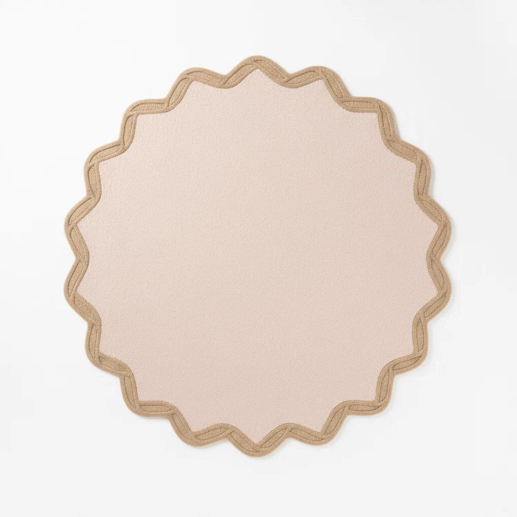Classic Scallop Hand Tufted Round Rug